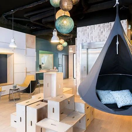 Bootcamp Hotel