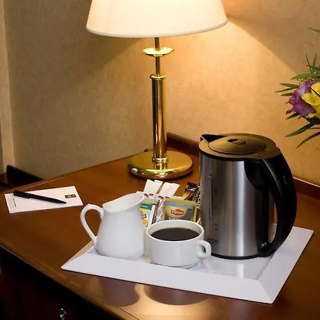 Bootcamp Hotel Issy-les-Moulineaux